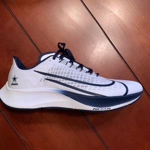 Nike Shoes | Nike Dallas Cowboys Zoom Pegasus 37 Running Shoe | Poshmark